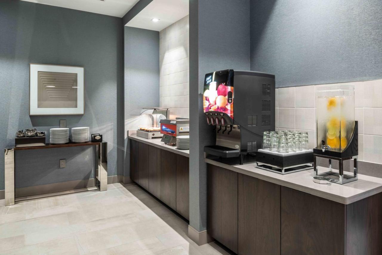 Staybridge Suites - Quincy By Ihg Exterior foto